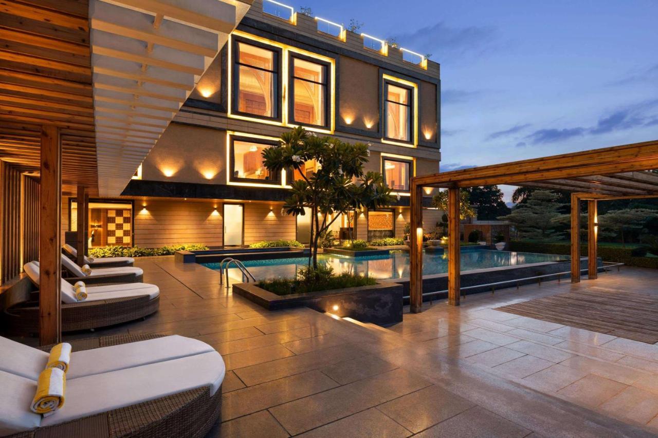 Ramada By Wyndham Varanasi Katesar Chandauli 外观 照片