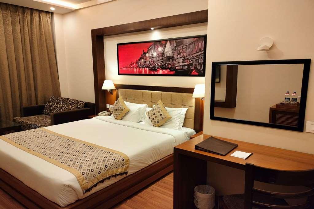 Ramada By Wyndham Varanasi Katesar Chandauli 客房 照片